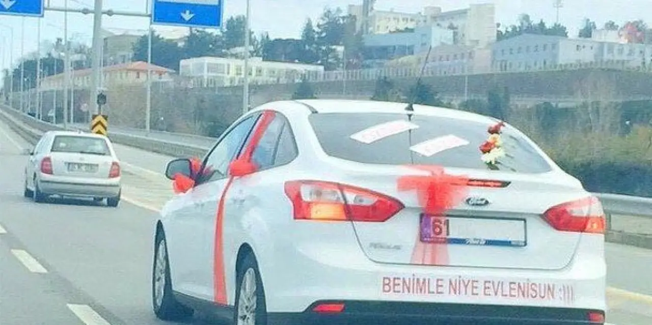 Kız Kaçtı, Damat Şokta: En Efsane Gelin Arabası Sözleri 31