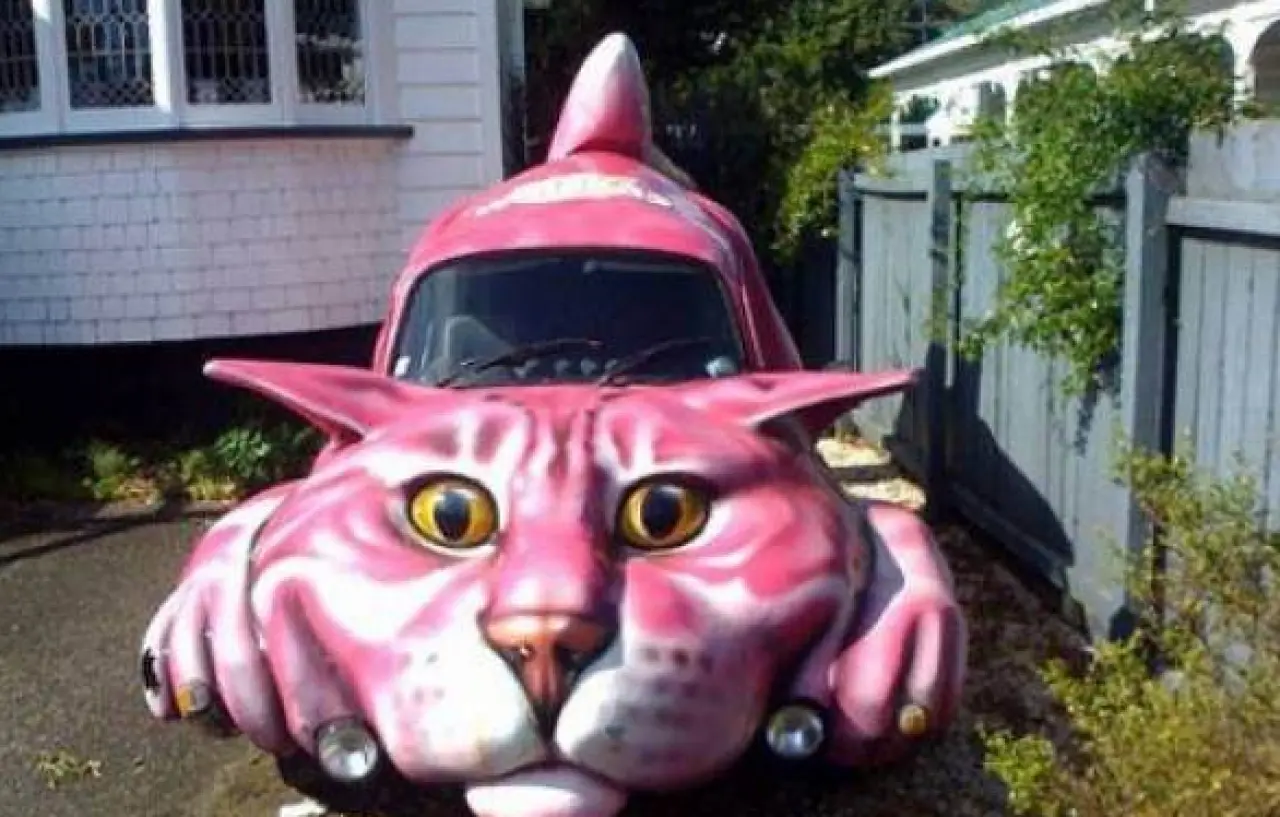 Ne Bu Şimdi? Görenleri Şaşkına Çeviren Absürt Otomobiller 17