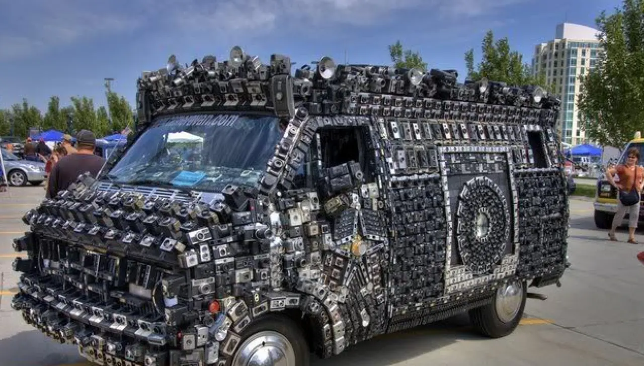 Ne Bu Şimdi? Görenleri Şaşkına Çeviren Absürt Otomobiller 18