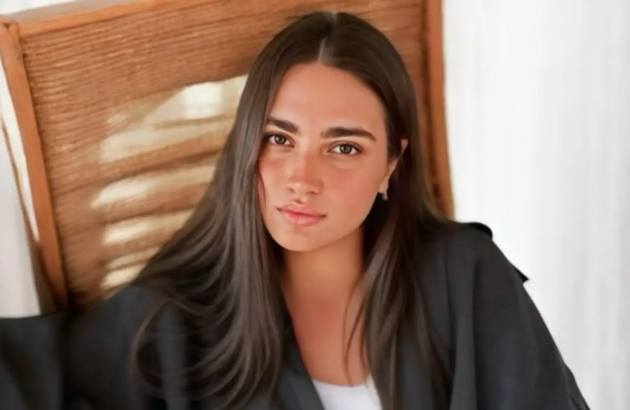 Sibel Can’ın Kızı Melisa Ural’dan duygulandıran sözler: “Sibel Can’ın kızı olmak tarifsiz” 1