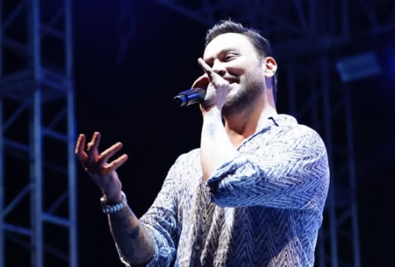 Sinan Akçıl’ın hassasiyeti Ordu konserinde alkış topladı! İşte o anlar sosyal medyada yer aldı 3