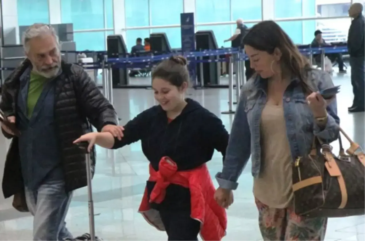 Haluk Bilginer’in kızı sahneye çıktı, ortalık yıkıldı! 3