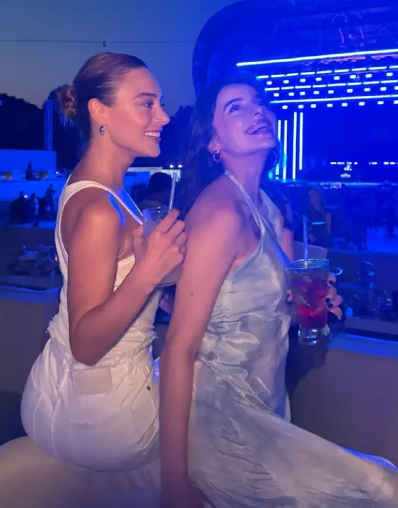 JLO konserinde Arda Güler’in locasında Rabia Soytürk sürprizi! 3