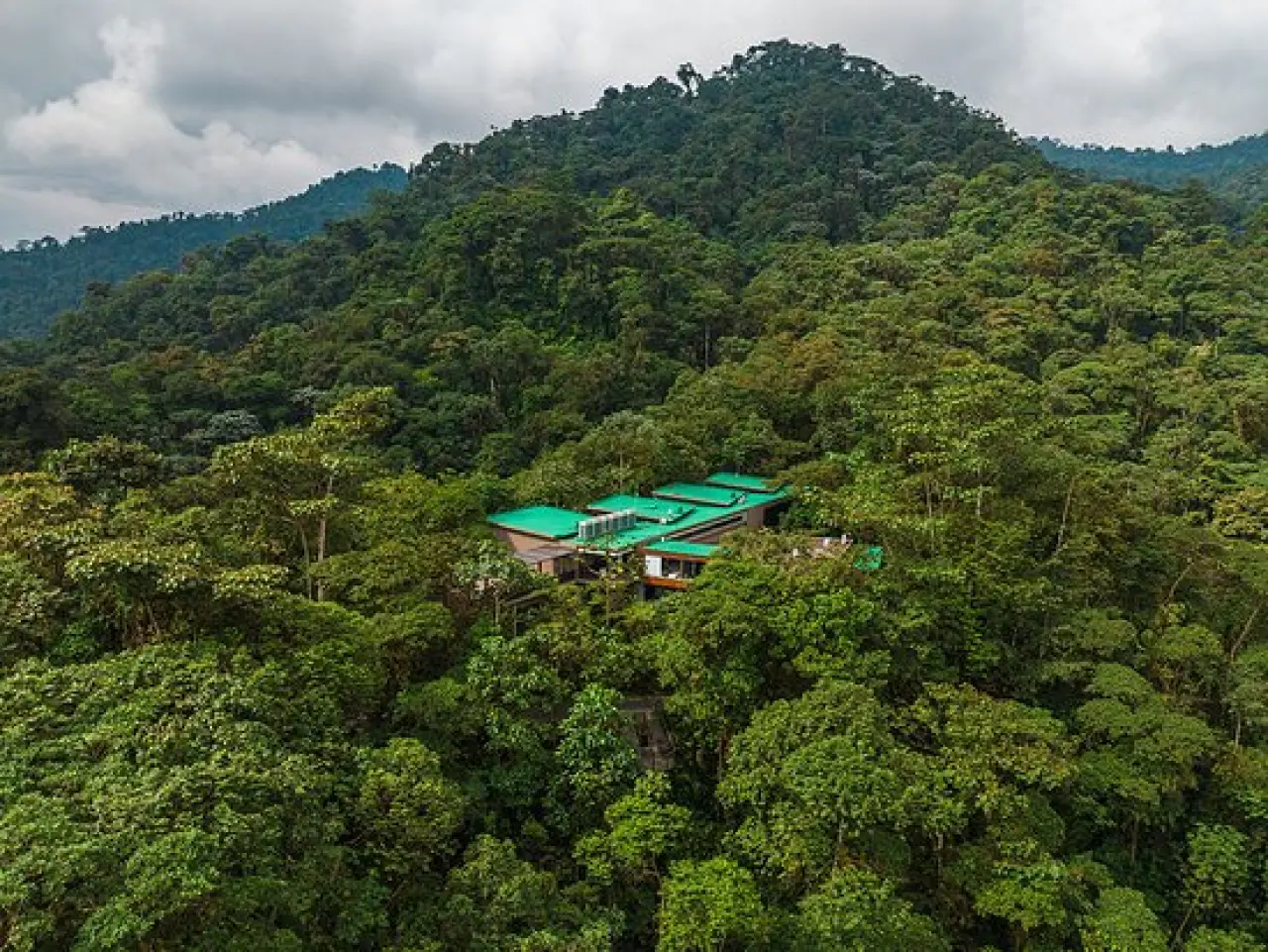 Tatil Değil, Masal Yaşamak İsteyenlere: Dünyanın En İlginç Otelleri 10