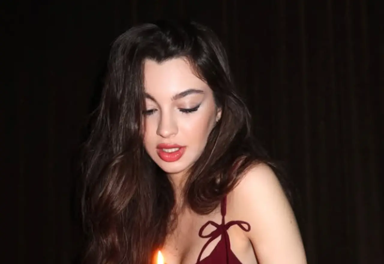 Hande Erçel ve Su Burcu zirvede! Netizens Choice “En Güzel Kadınlar” listesinde Türk rüzgarı 1