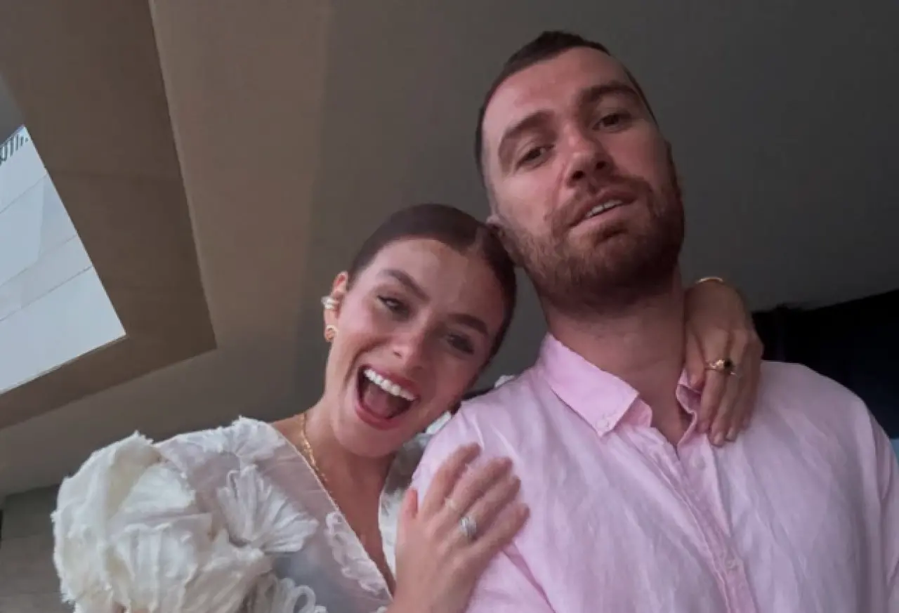 Oğulcan Engin ve İlayda Alişan’dan aşk dolu poz! Takipçiler bayıldı 3