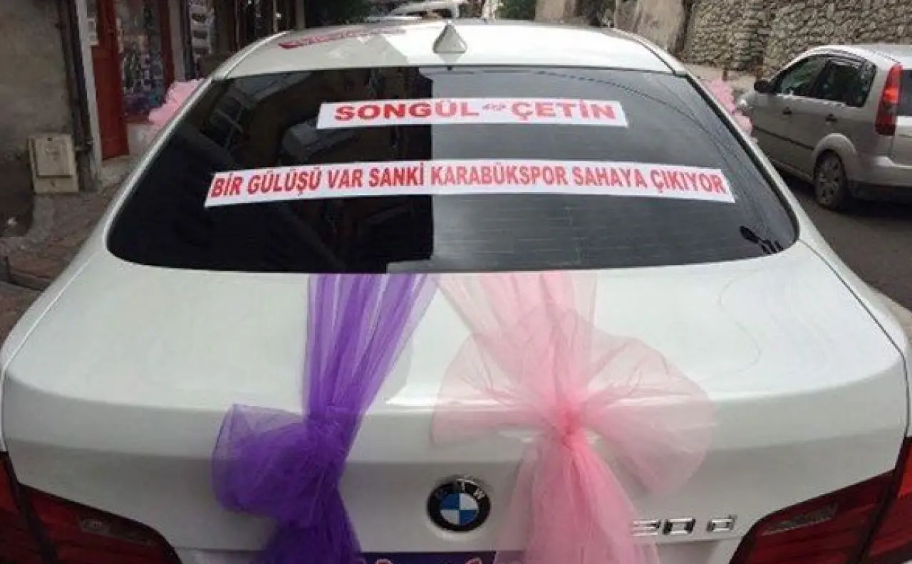 Bunu Yazmak Akla Gelir mi? En Yaratıcı Araç Arkası Yazıları 1