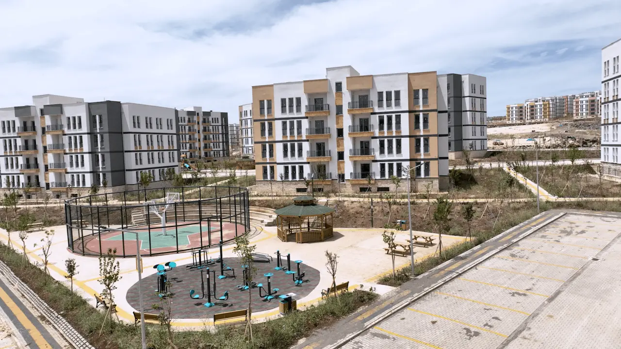 Şanlıurfa Karaköprü’de TOKİ mucizesi: 2 Bin 738 yeni yuva teslim edildi! 5