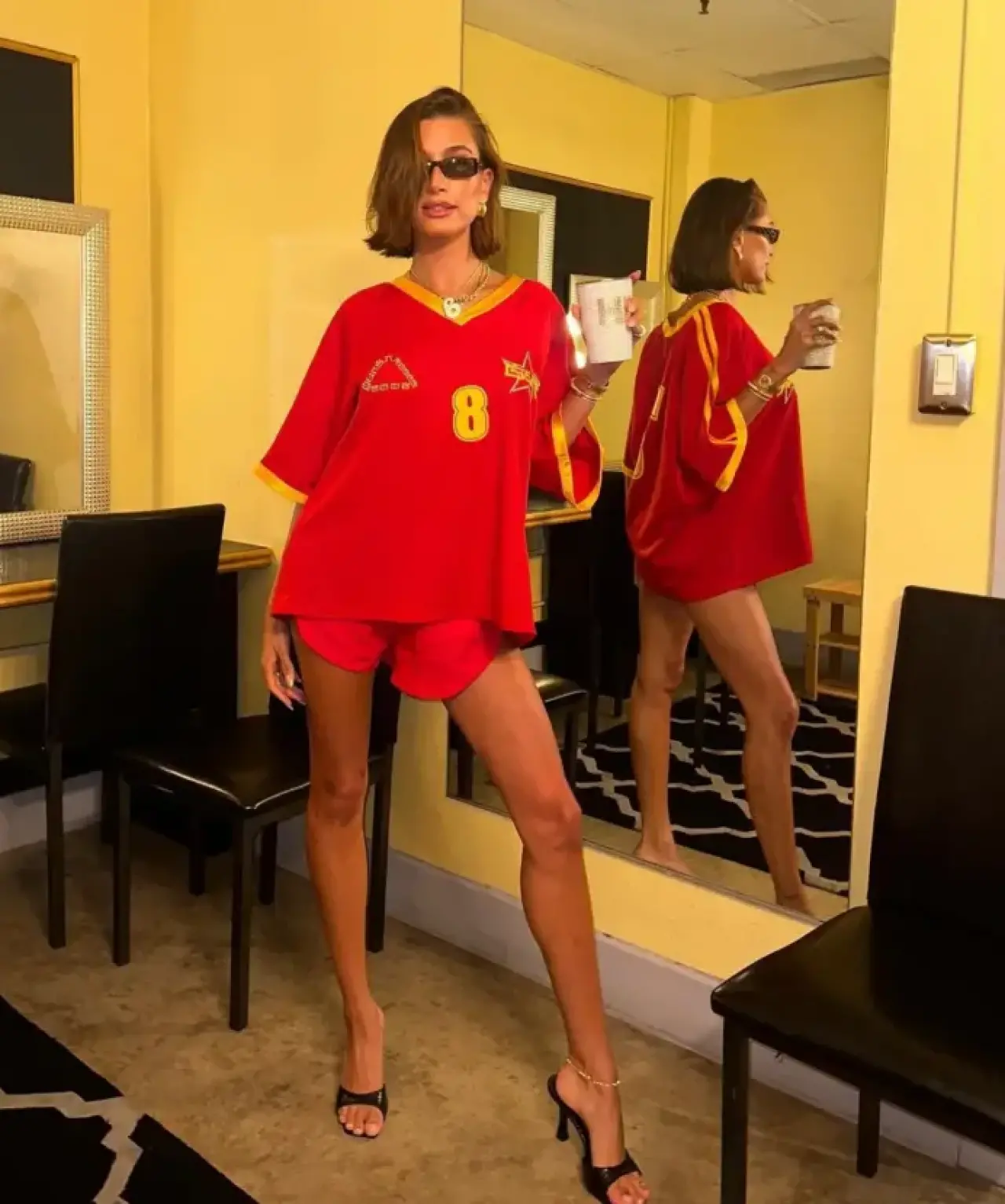 Bu yaz kotların yerini spor şortlar alıyor: Hem rahat hem şık 3