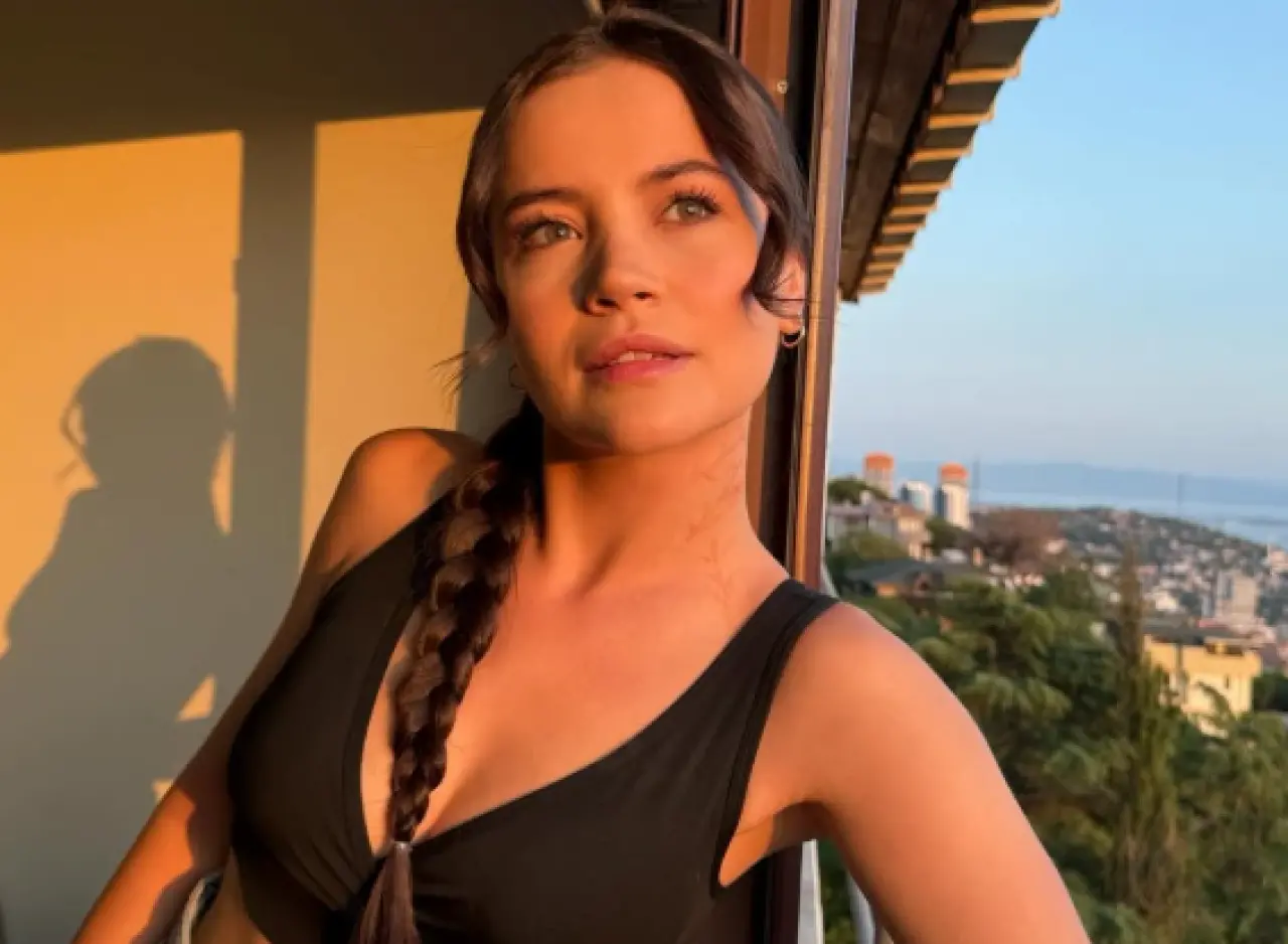 “Kızgın Topraklar” aşkı gerçek oldu! Yağmur Yüksel kalbini rol arkadaşına kaptırdı 1