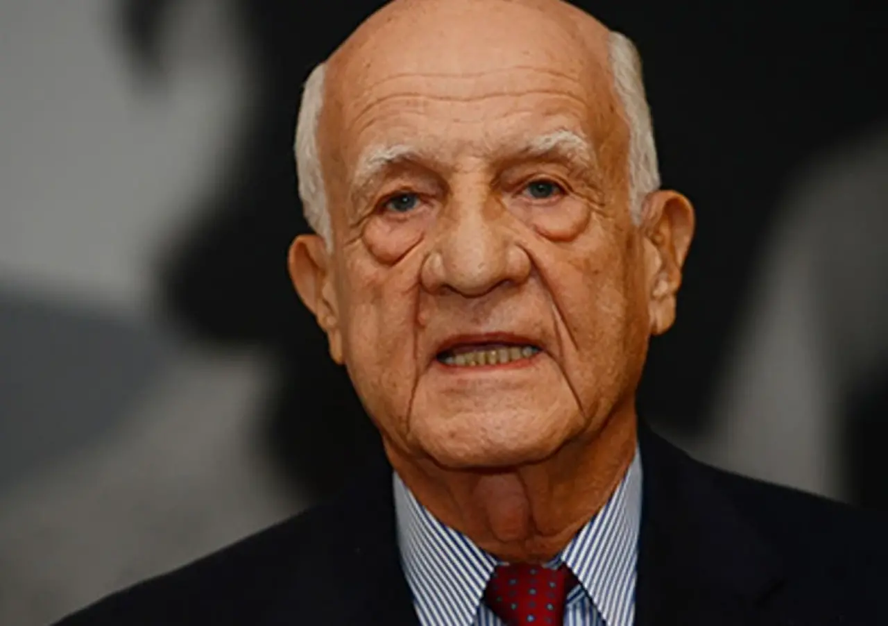 İnan Kıraç’ın tartışmalı evliliği iptal edildi: Mahkeme “Akli denge” kararını verdi! 3