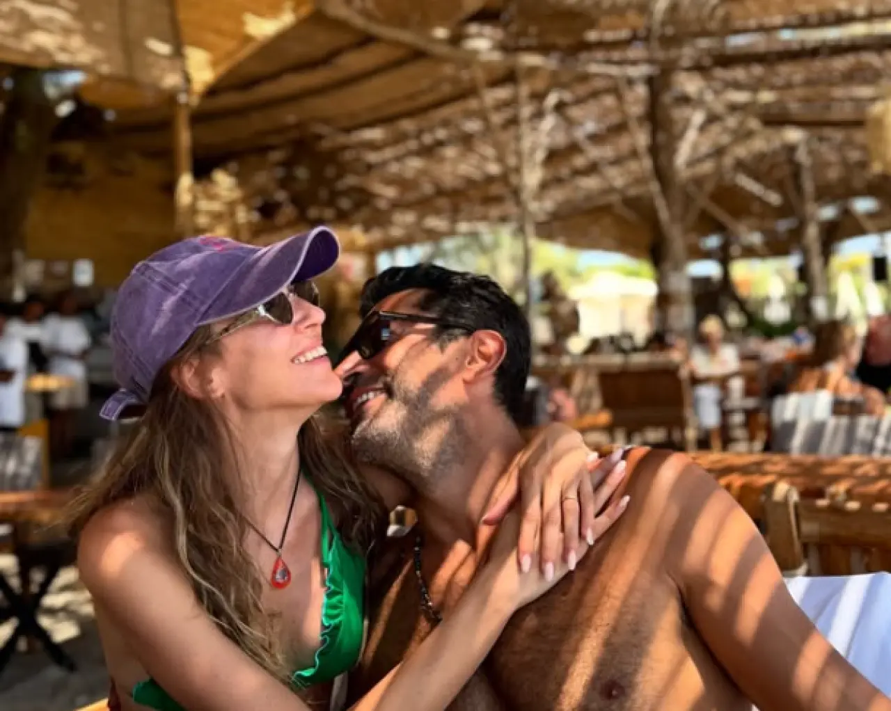 Sarı saçla geri döndü, herkes aynı şeyi söyledi: Selena! 4