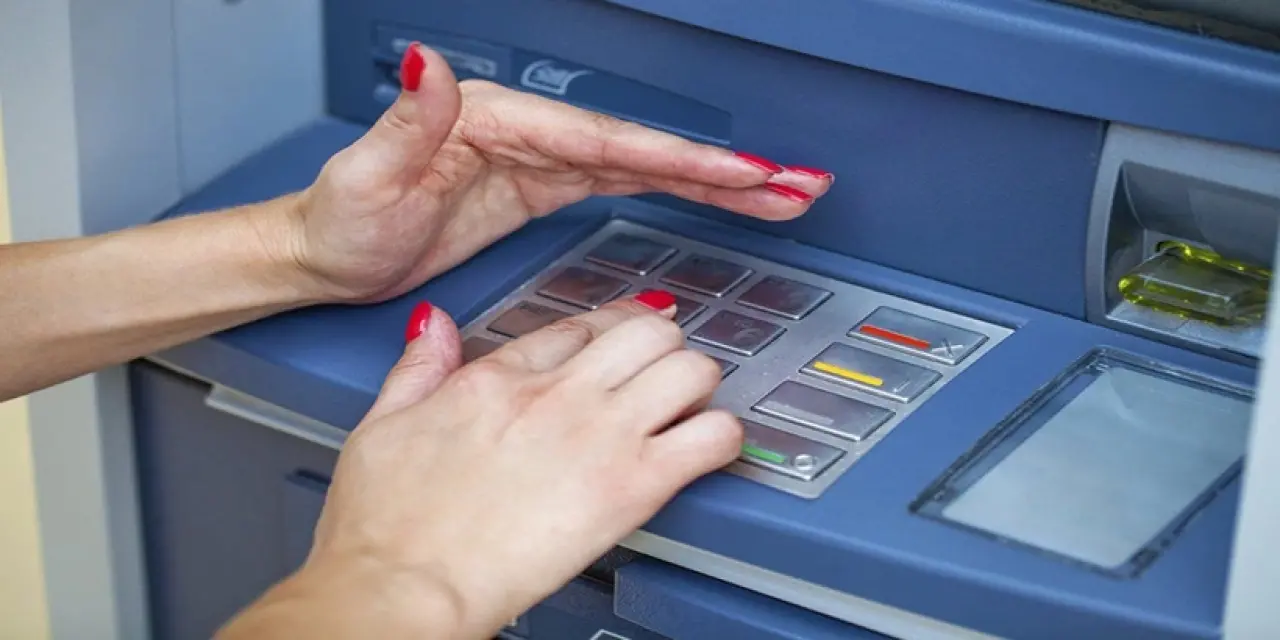 ATM'den para çekenler dikkat! Bu uyarı sizin de karşınıza çıkabilir 3