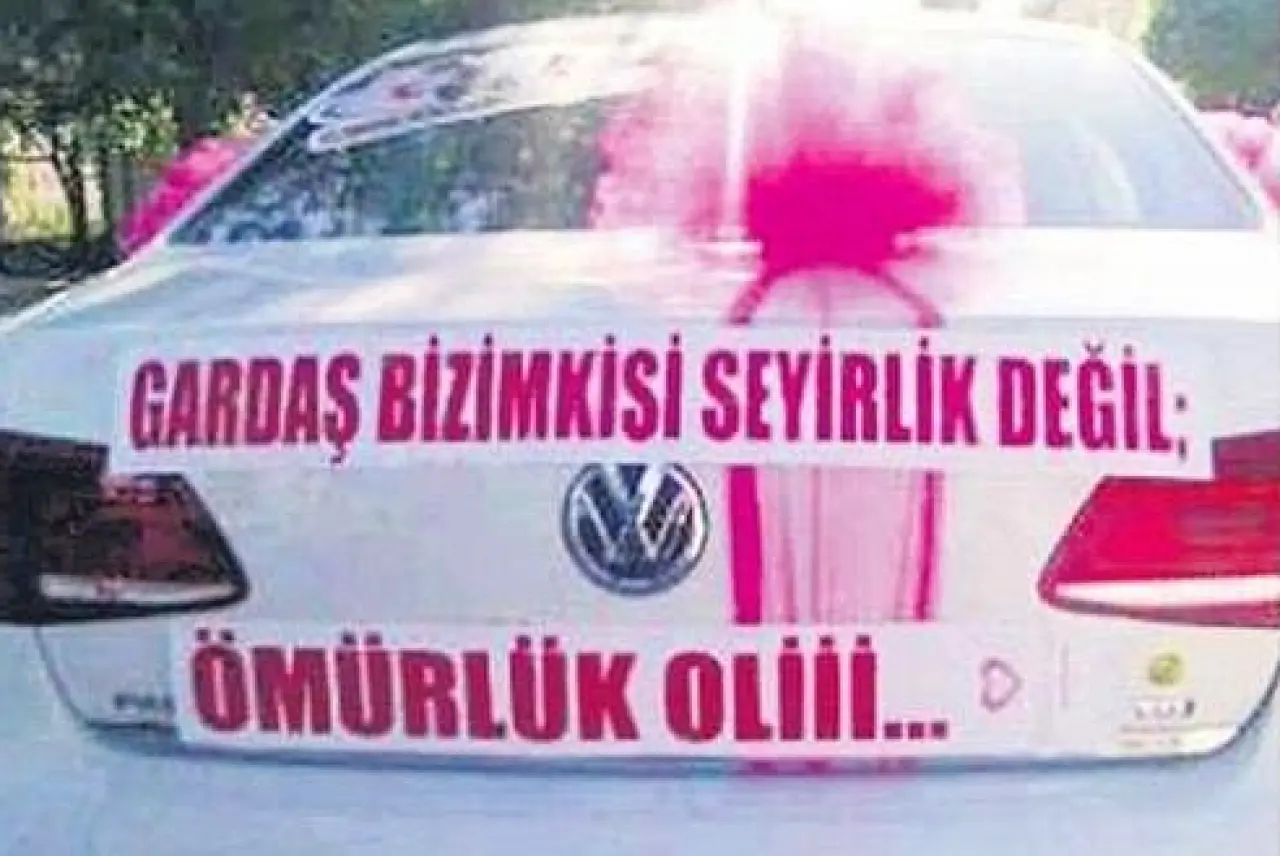 Kız Kaçtı, Damat Şokta: En Efsane Gelin Arabası Sözleri 20