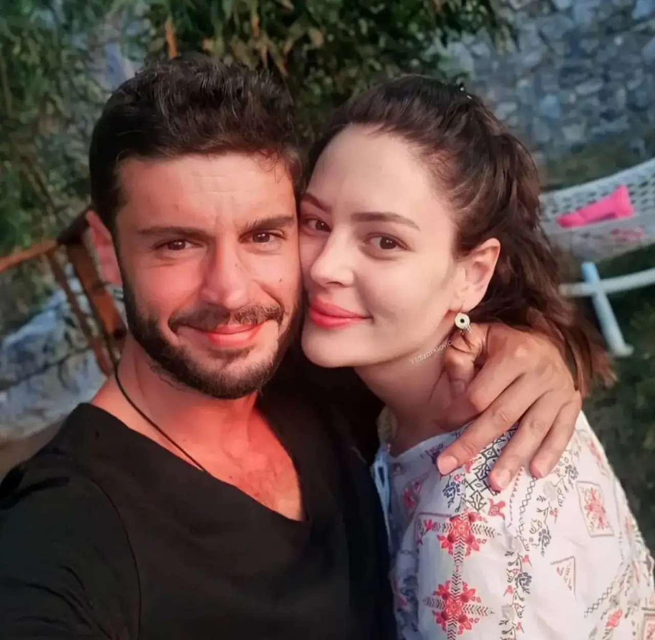 Berk Oktay’dan ihanet mi? Partneriyle yakınlaştığı iddia edildi! 4