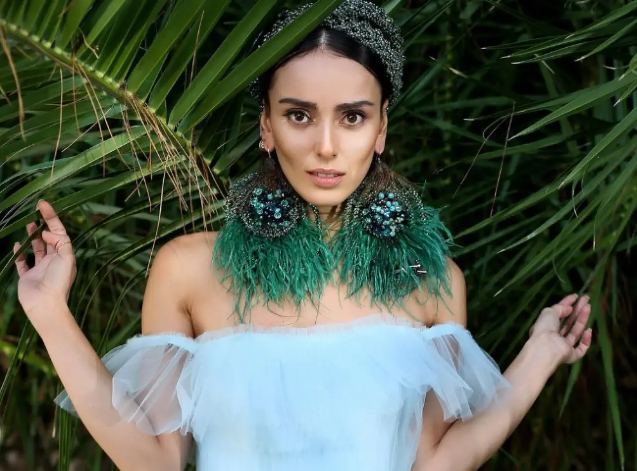 Bestemsu Özdemir’den çifte müjde: Evlilik teklifine ‘Evet’ dedi, bebek bekliyor! 3