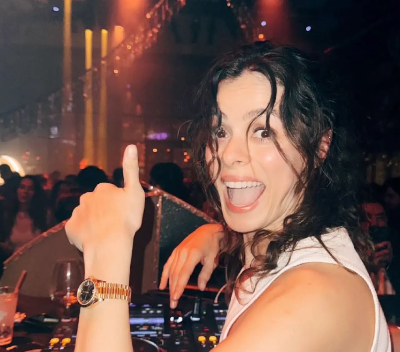 Özge Özpirinçci’den çocuk ürünü reklamı resti! 3