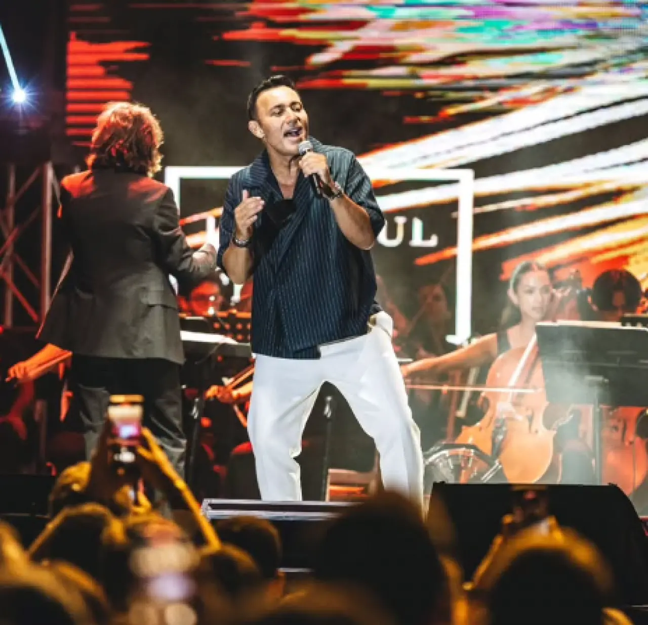 Mustafa Sandal’dan sağlık açıklaması! Sahneye çıkamayacak 3