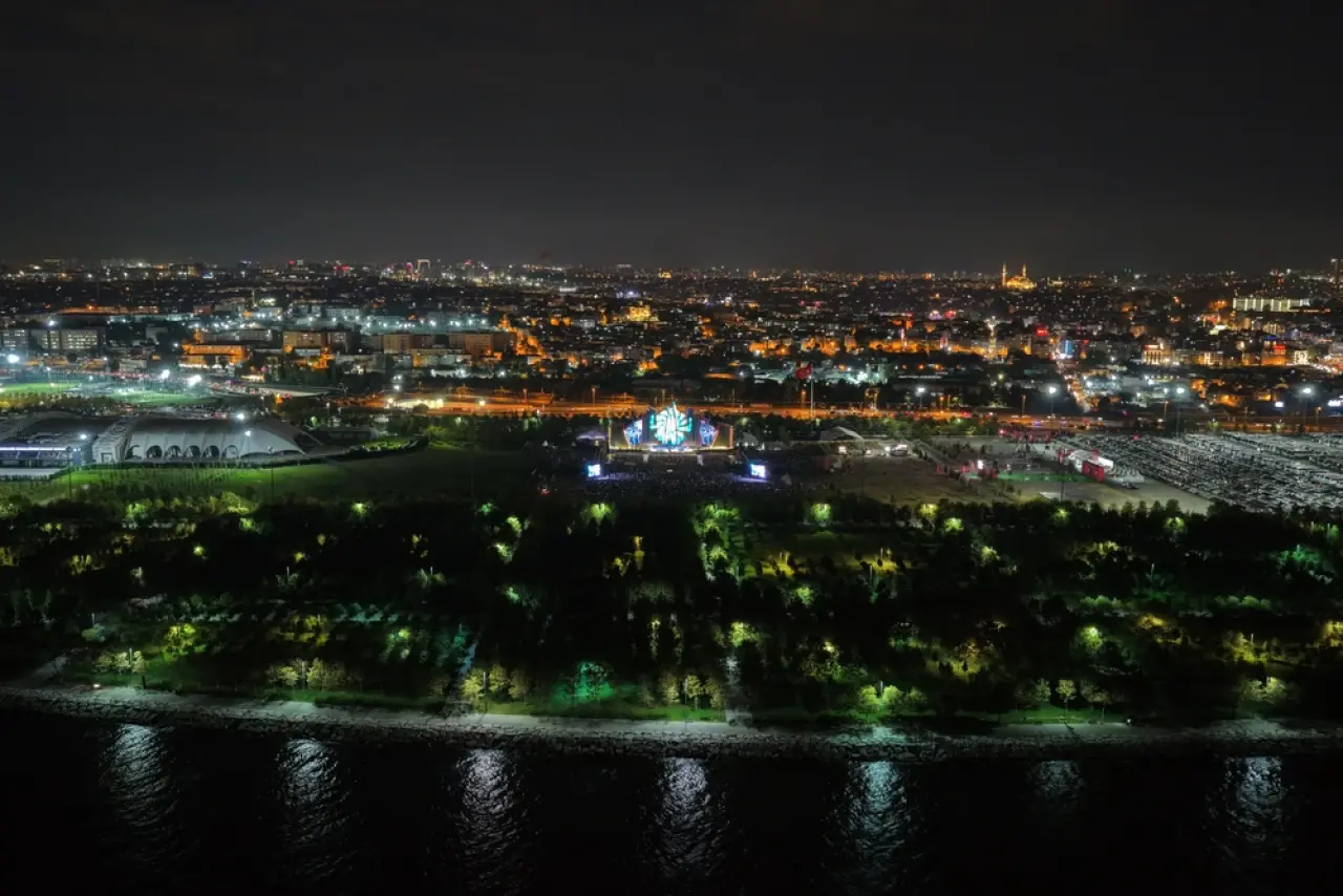 Sami Yusuf’un İstanbul’daki konserinde Gazze için gözyaşları sel oldu 4