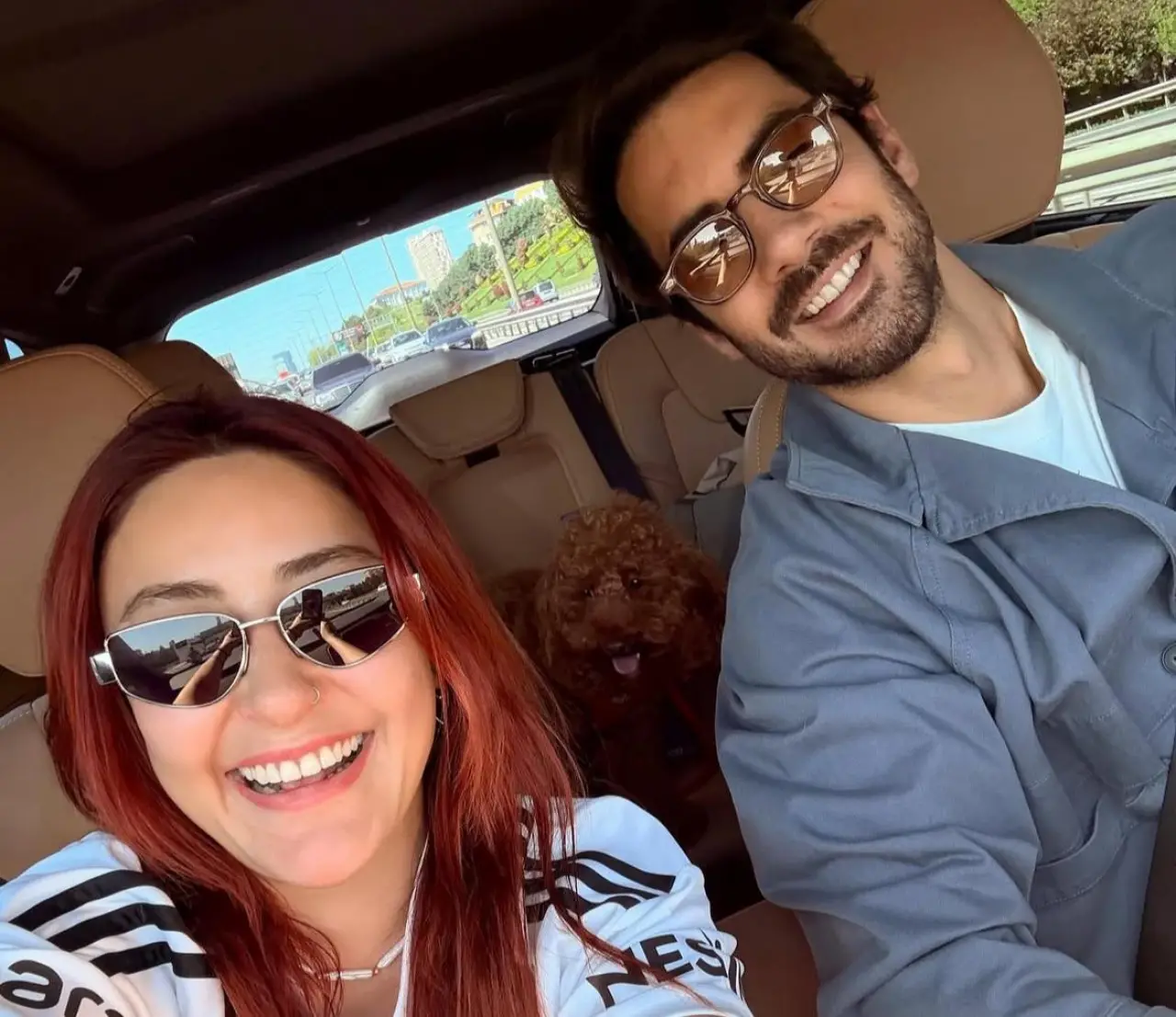 Melek Mosso’dan ayrılık dedikodularına yanıt! Tatilden aşk paylaşımı 3