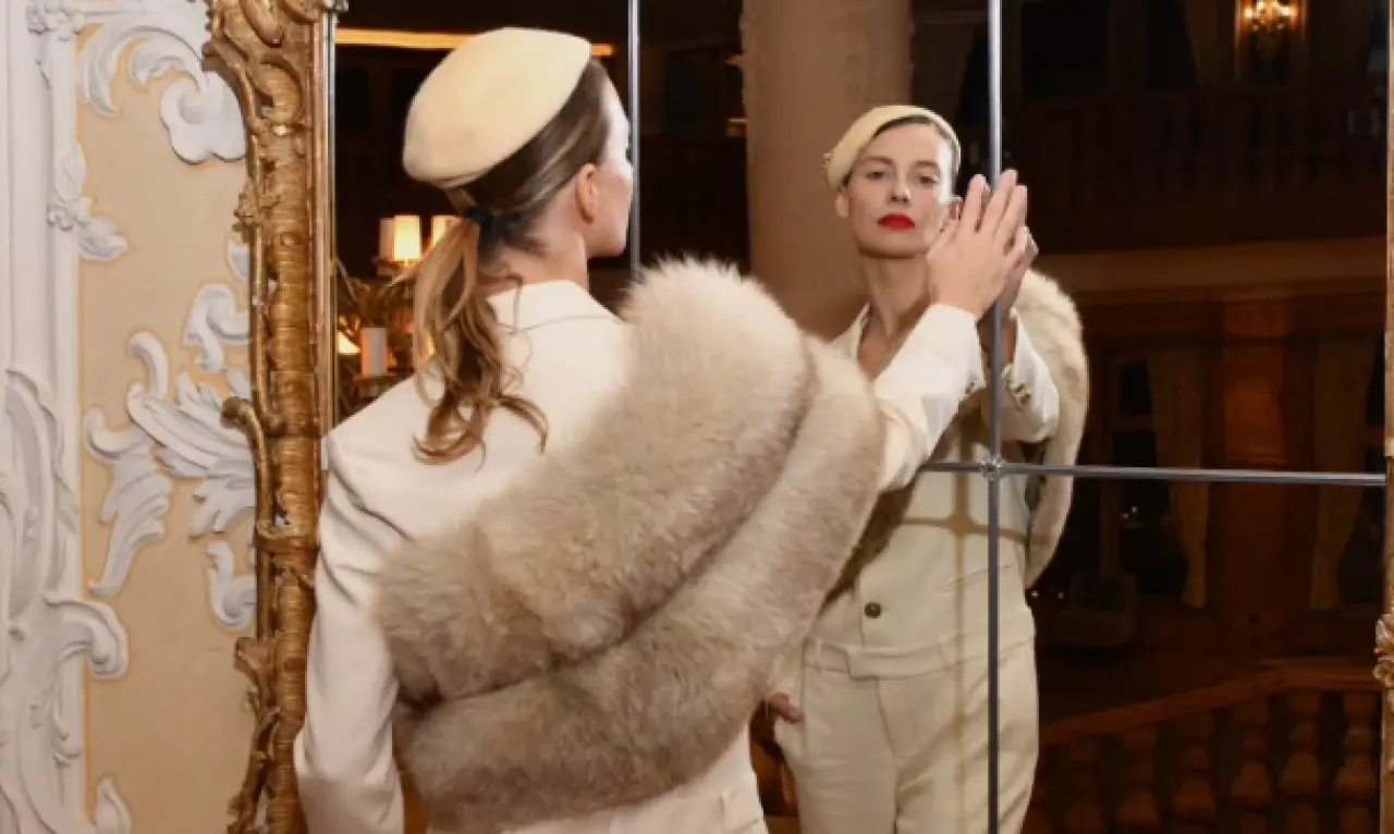 Tuba Ünsal Çeşme’de çocuklarının yanında hedef gösterildi! İşte söylenen sözler 2