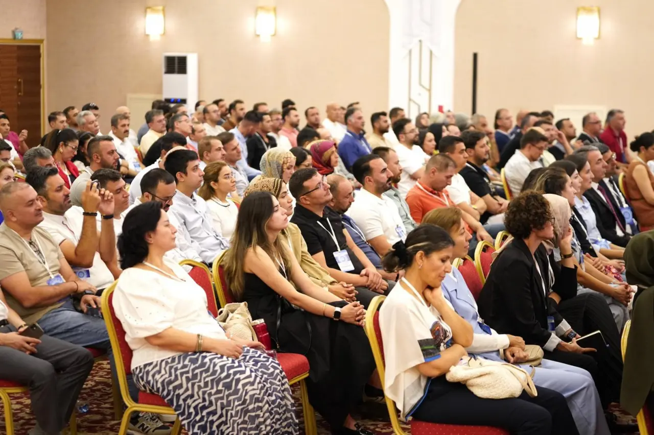 Bakan Tekin: “Eğitim Türkiye’nin dünyaya açılan kapısı” 2