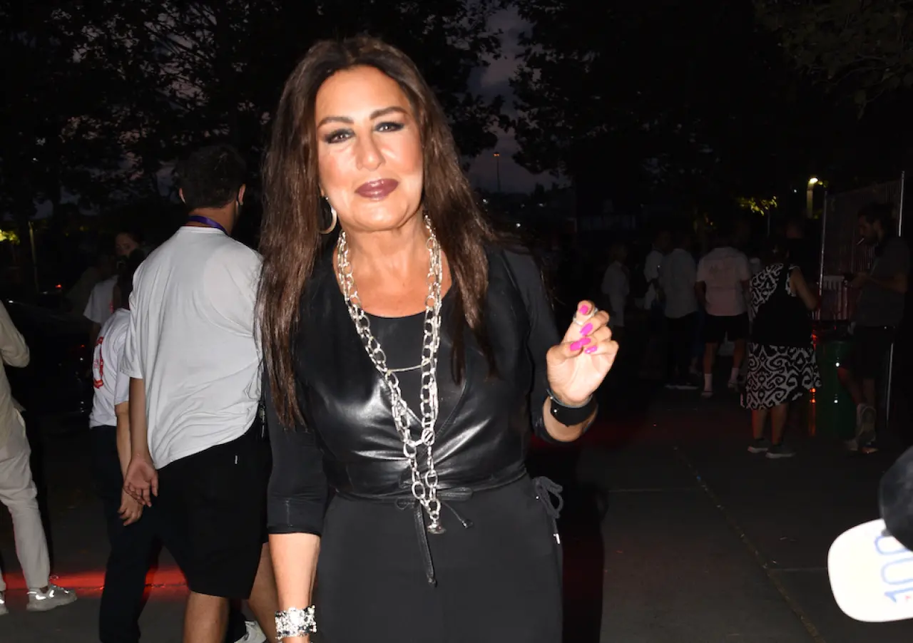 Muhteşem enerjisi ve dans şovlarıyla Jennifer Lopez İstanbul'u büyüledi 18