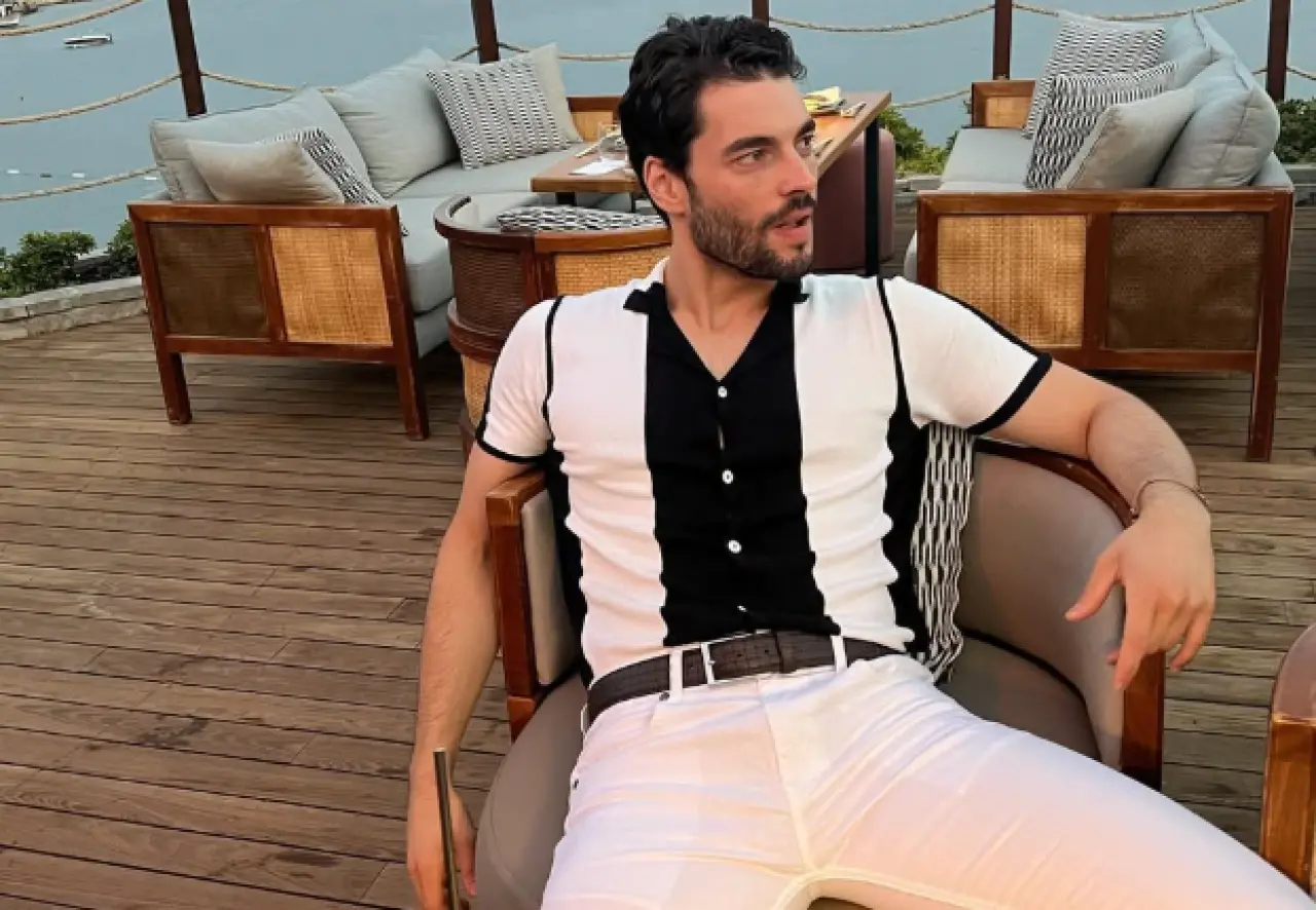 Akın Akınözü’nden yürek burkan paylaşım: “Bazı hatıralar sessizlikleriyle kalır” 3