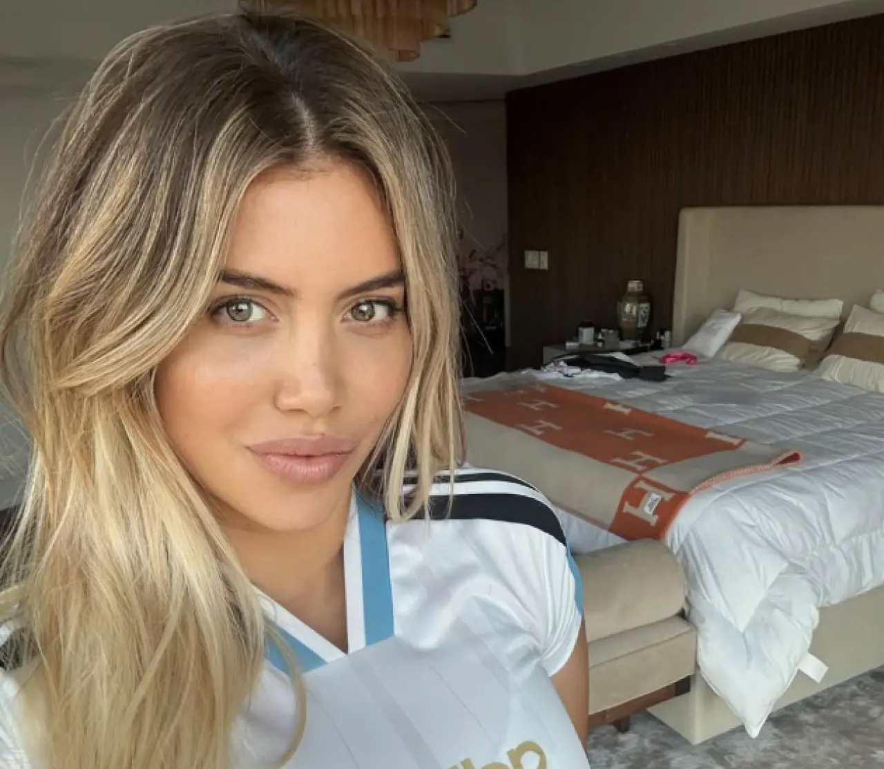 Icardi’nin yeni hayatı karıştı! Wanda yine sahneye çıktı 2