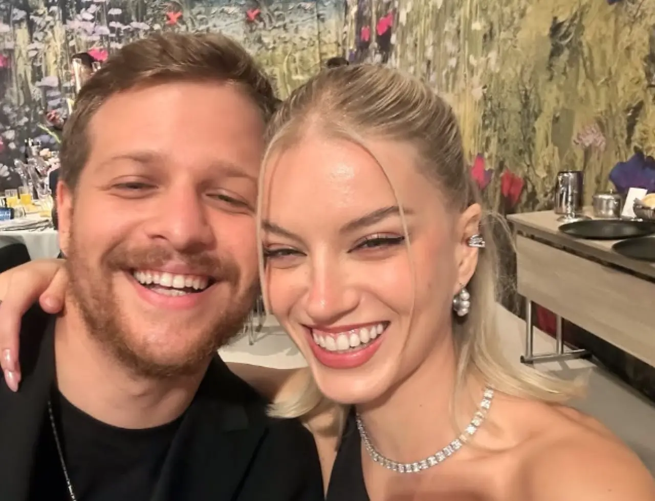 Tatilde şok! Tuana Yılmaz ve Burak Yörük çöp yığınlarıyla burun buruna kaldı 3