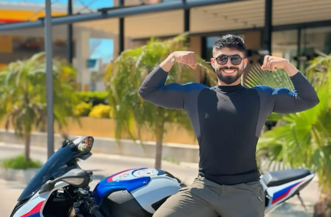 Deniz Servan kimdir, aslen nereli, kaç yaşında, instagramı? Motosiklet fenomeninin hayatı 6