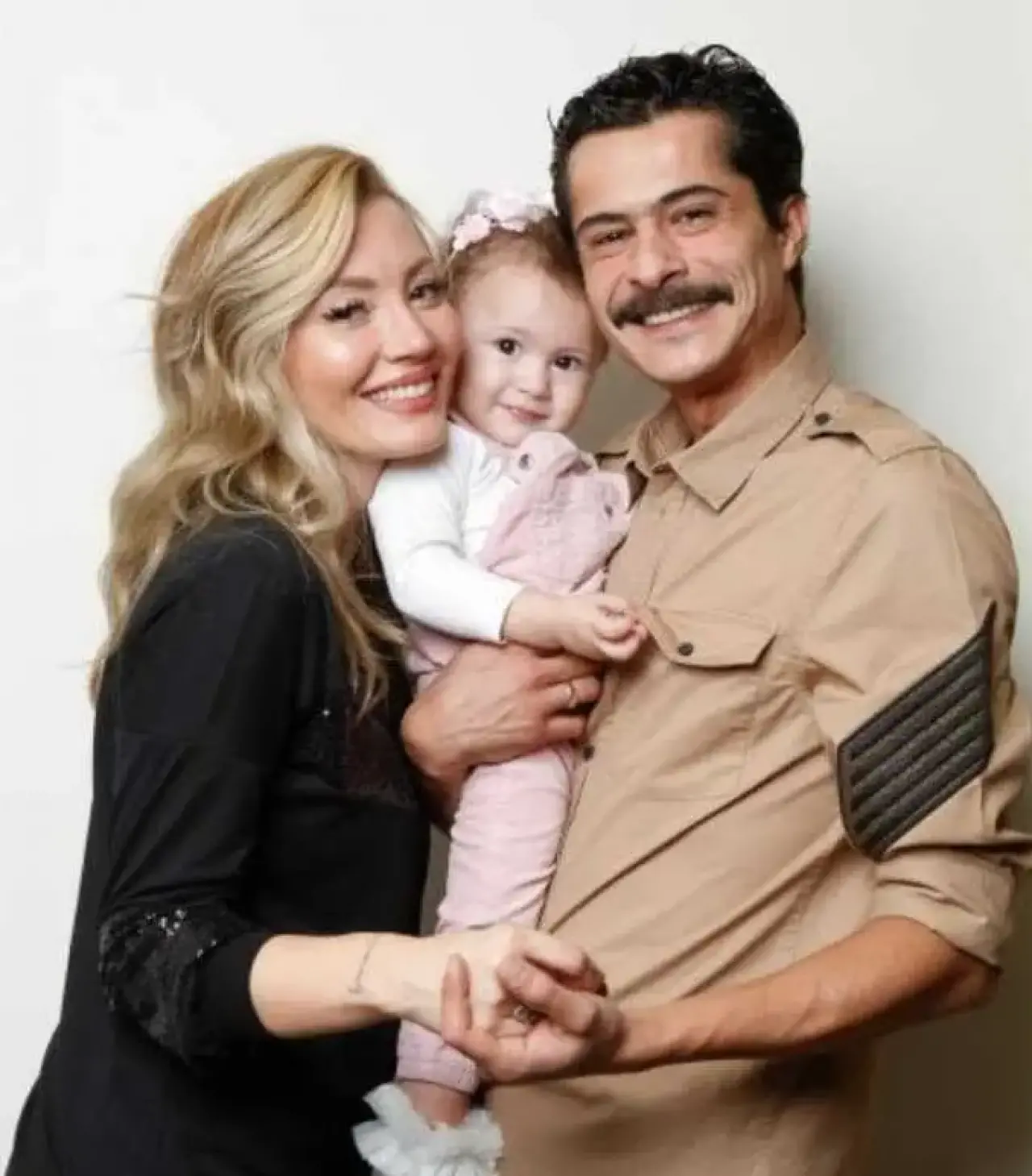 Yarım kalan aşk tamamlandı! Kumarki'den ilk düğün paylaşımı 1