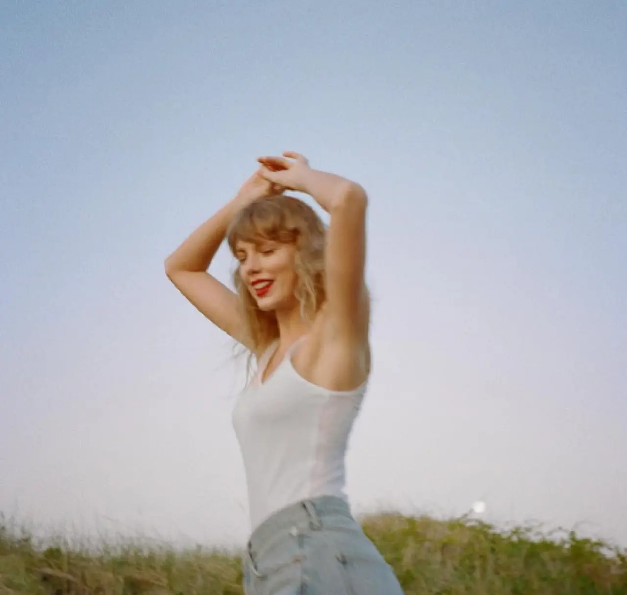 Trump’tan Sweeney’e tam destek, Swift’e açık düşmanlık! 3