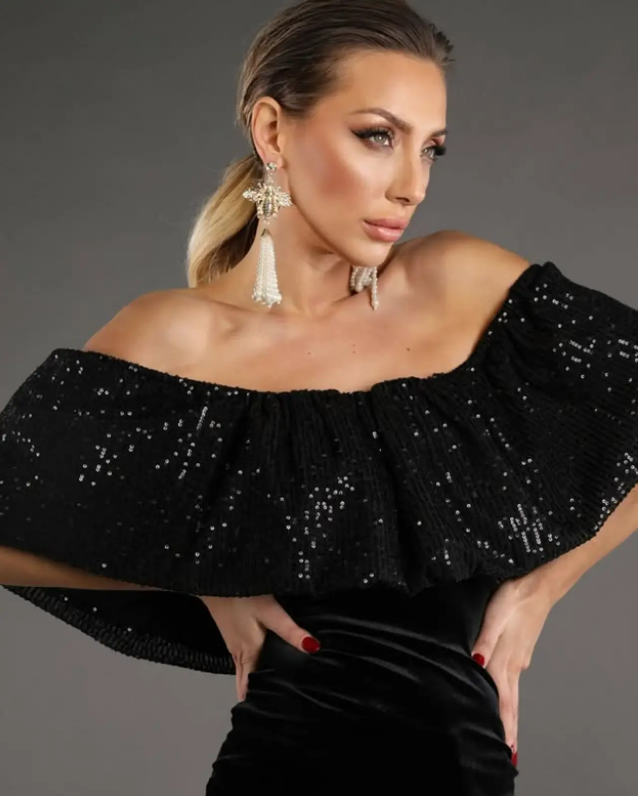 Demet Akalın’a yıllar sonra şok suçlama! “Sigorta yok, maaş eksik, darp var!” 2