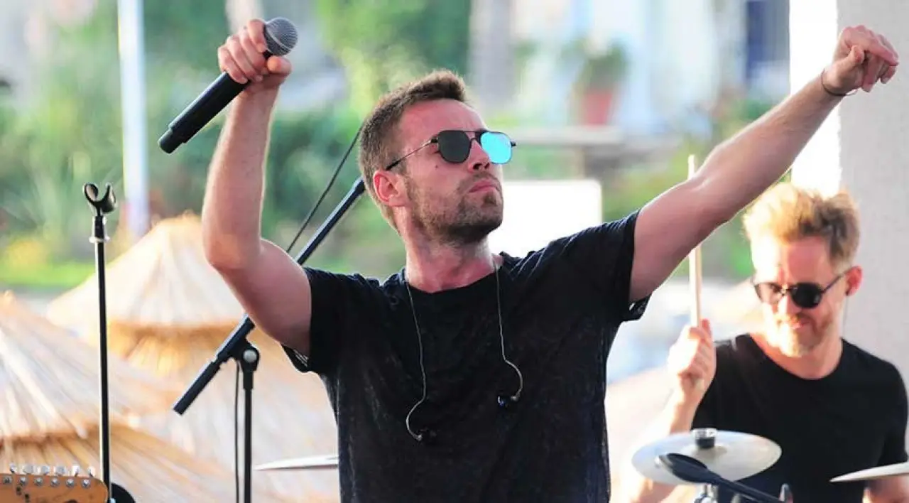 Murat Dalkılıç’ın yeni aşkı ortaya çıktı! 12 yaş farkına tepkiler çığ gibi 1