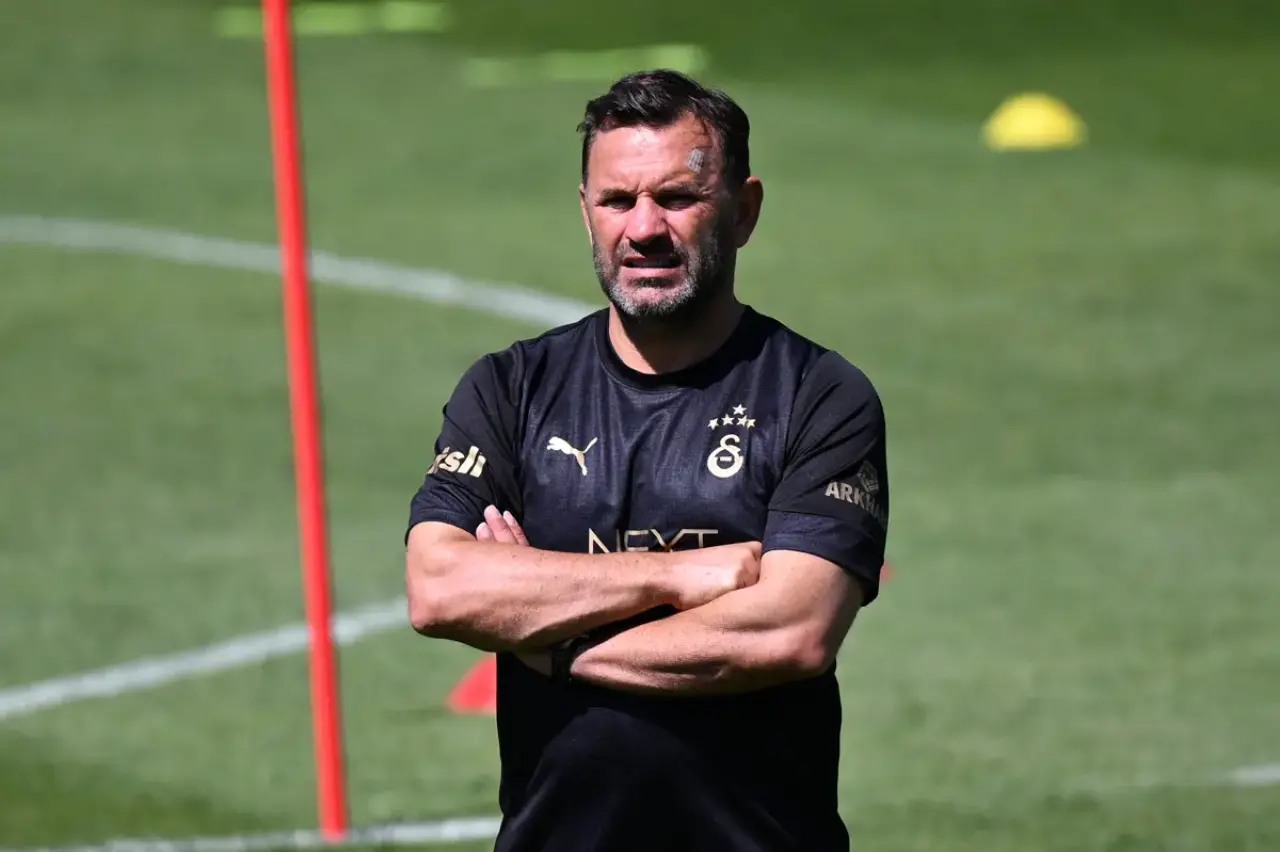 Frankfurt maçı öncesi Okan Buruk’tan iddialı sözler: 'Kazanmak için buradayız' 5