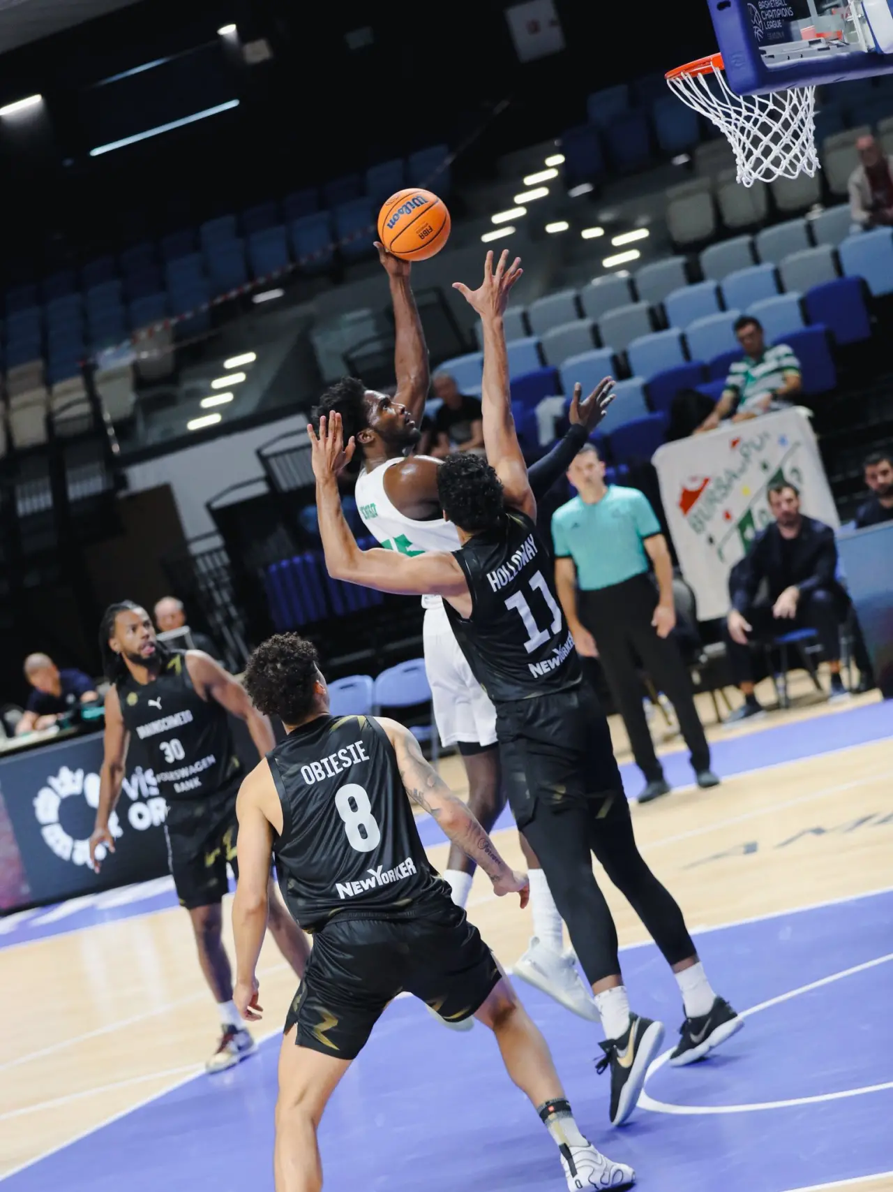 Bursaspor Basketbol, Avrupa sahnesine galibiyetle başladı! 1