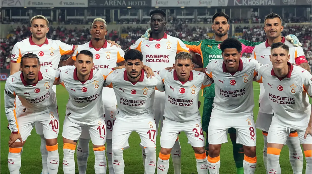 Galatasaray, milyar euroluk devlerle Şampiyonlar Ligi’nde: İlk rakip Frankfurt! 1