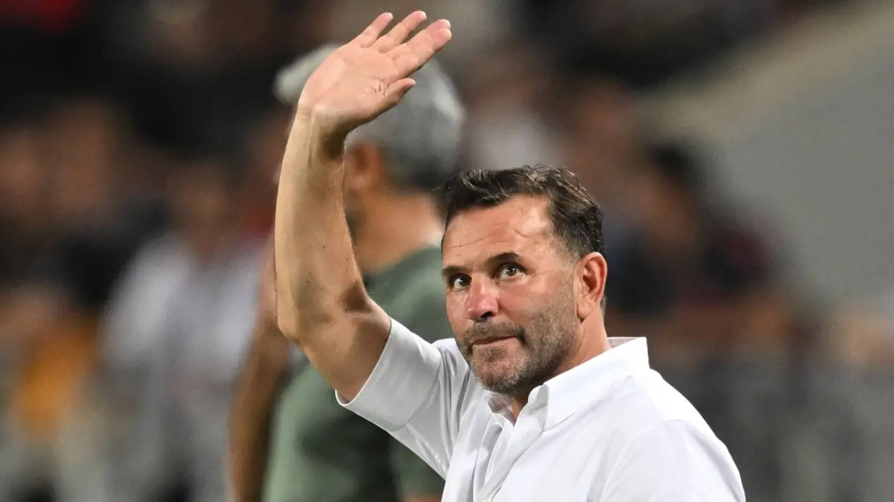 Okan Buruk’tan son dakika açıklaması: 'Devre arası baygınlık geçirdi' 3