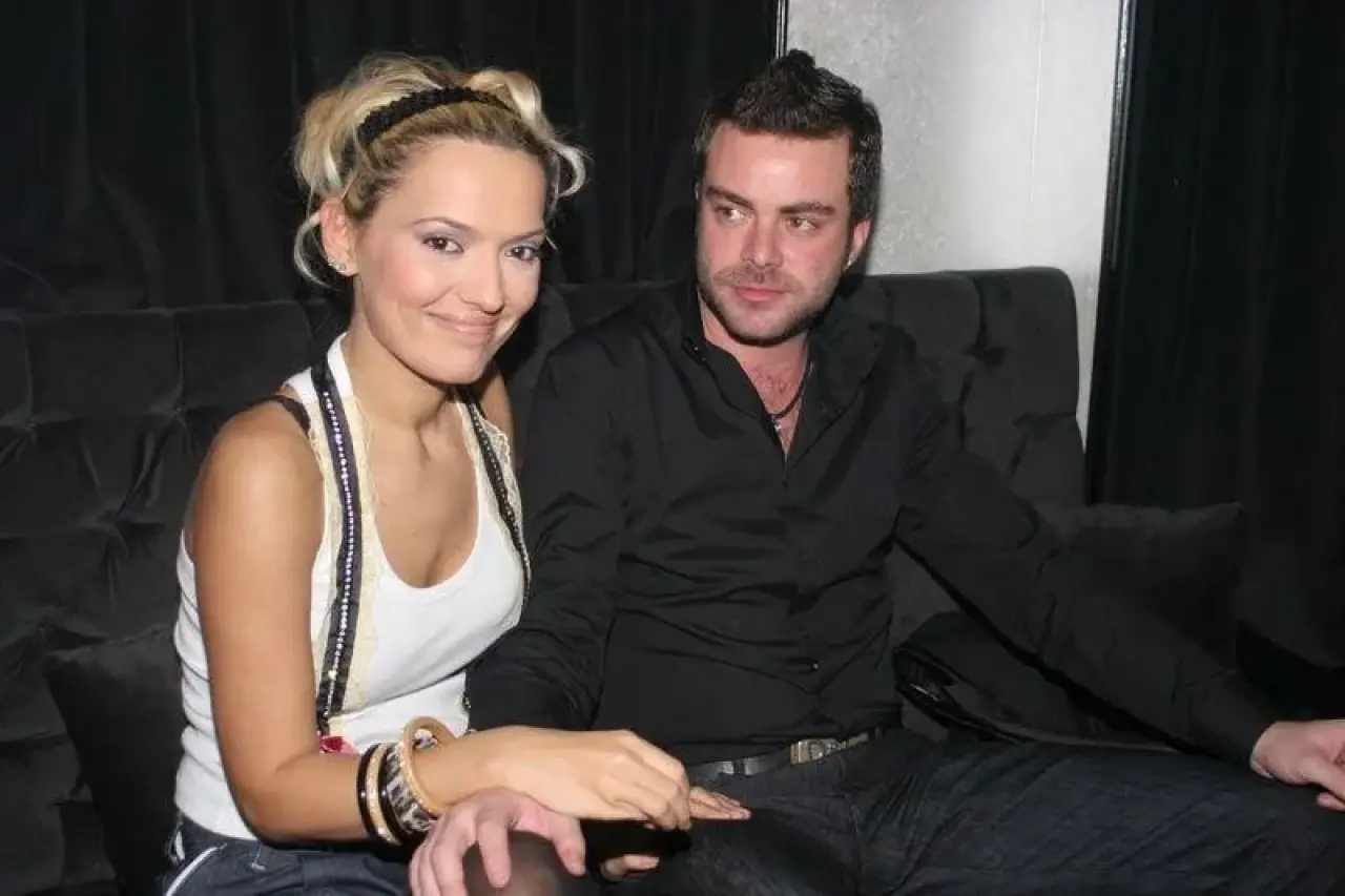 Efsane Aşk Skandalları! Ünlülerin Gizli Sevgilileri Ortaya Çıktı 19