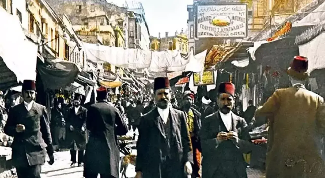Tarihe Işık Tutan Fotoğraflar: Osmanlı İmparatorluğu’nun Son Günlerinden Kayda Geçen Anlar! 2