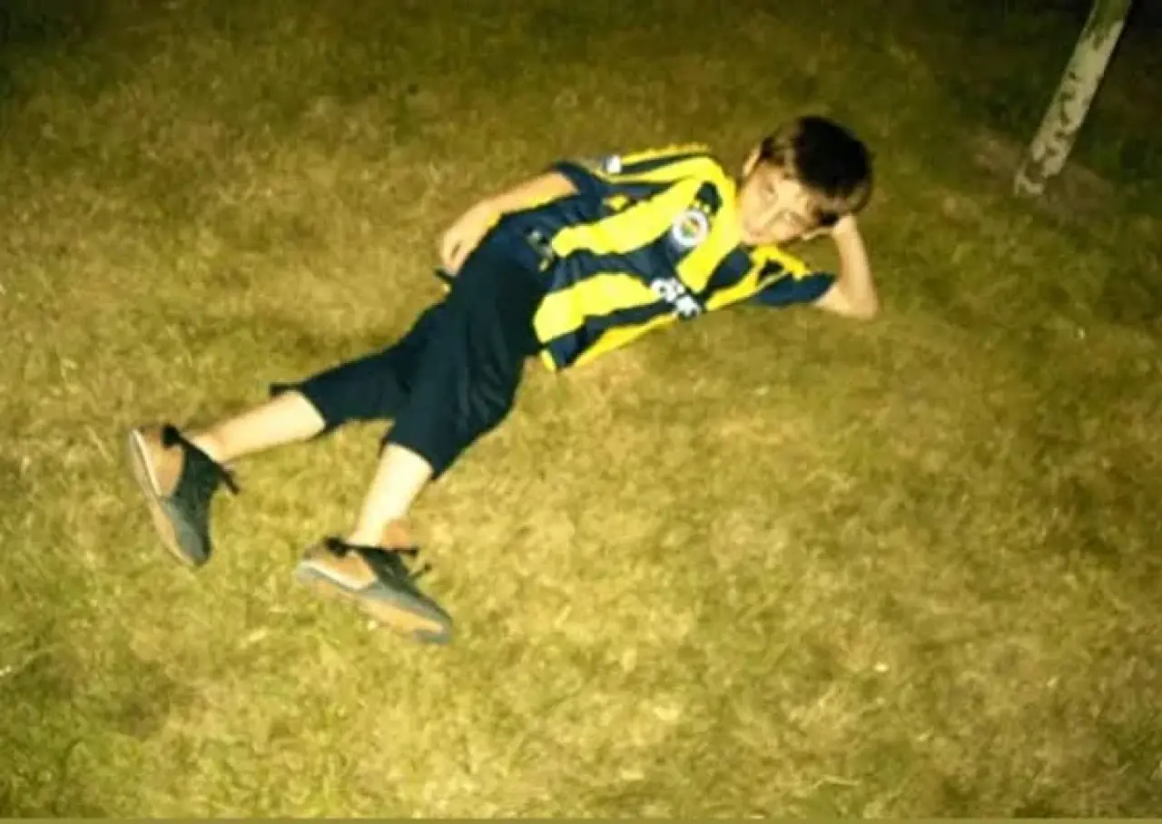 Yunus Akgün attığı golün sevincinde Kerem Aktürkoğlu'na göndermesini yaptı 3