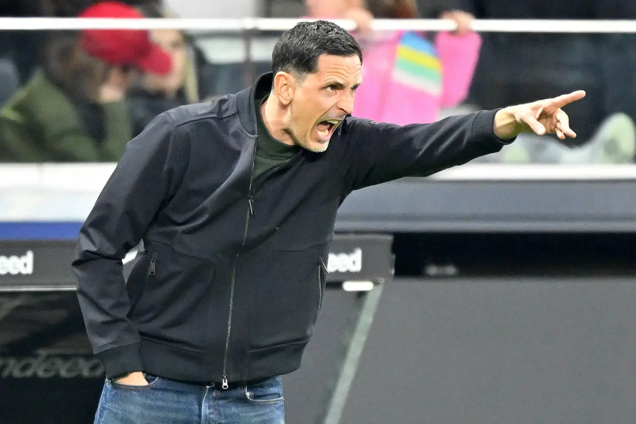 Dino Toppmöller’den Galatasaray yorumu: 'Çok olağanüstü bir takım' 8