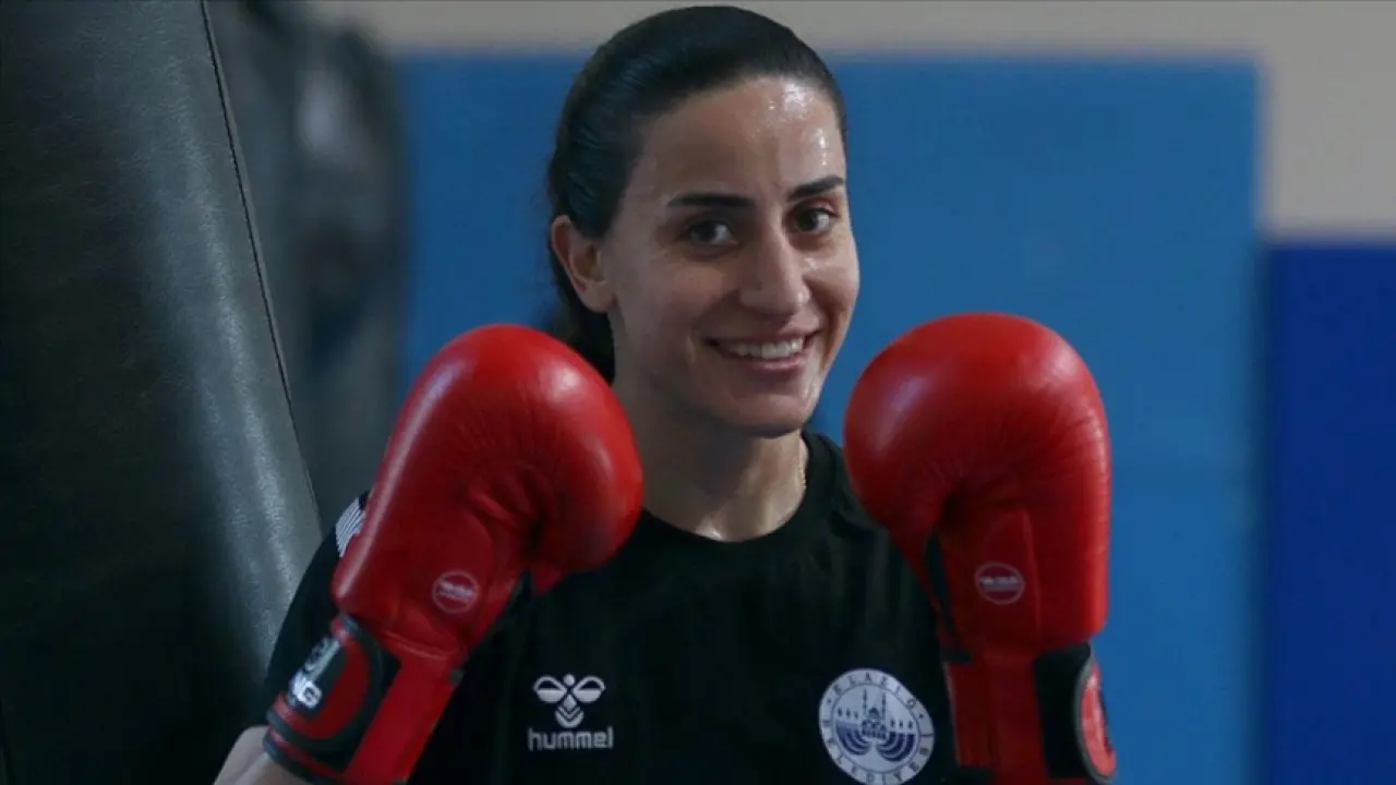 Dünya Boks Şampiyonası’nda Gizem Özer’e talihsiz diskalifiye 1