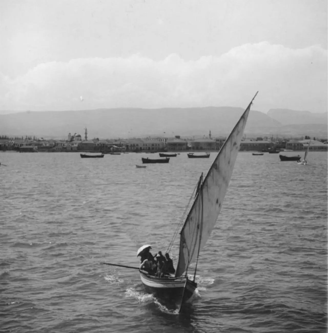 Tarihe Işık Tutan Fotoğraflar: Osmanlı İmparatorluğu’nun Son Günlerinden Kayda Geçen Anlar! 25