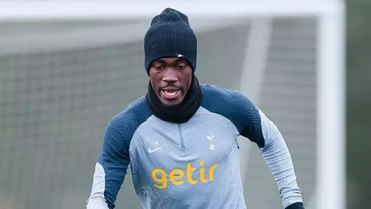 Fenerbahçe Başkanı Ali Koç’tan transfer açıklaması: “Bissouma’nın eli kulağındaydı” 3