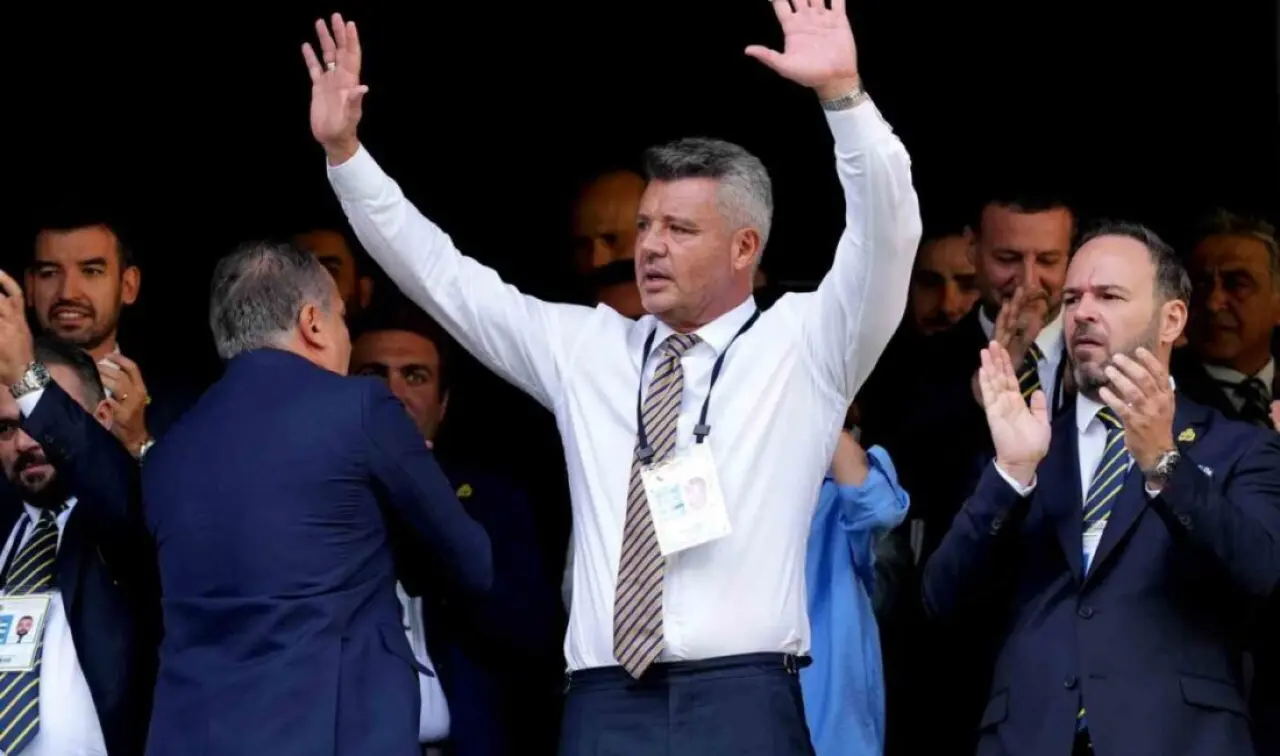 Sadettin Saran’dan taraftara mesaj: 'Kenetlenmezsek şampiyon olamayız' 3