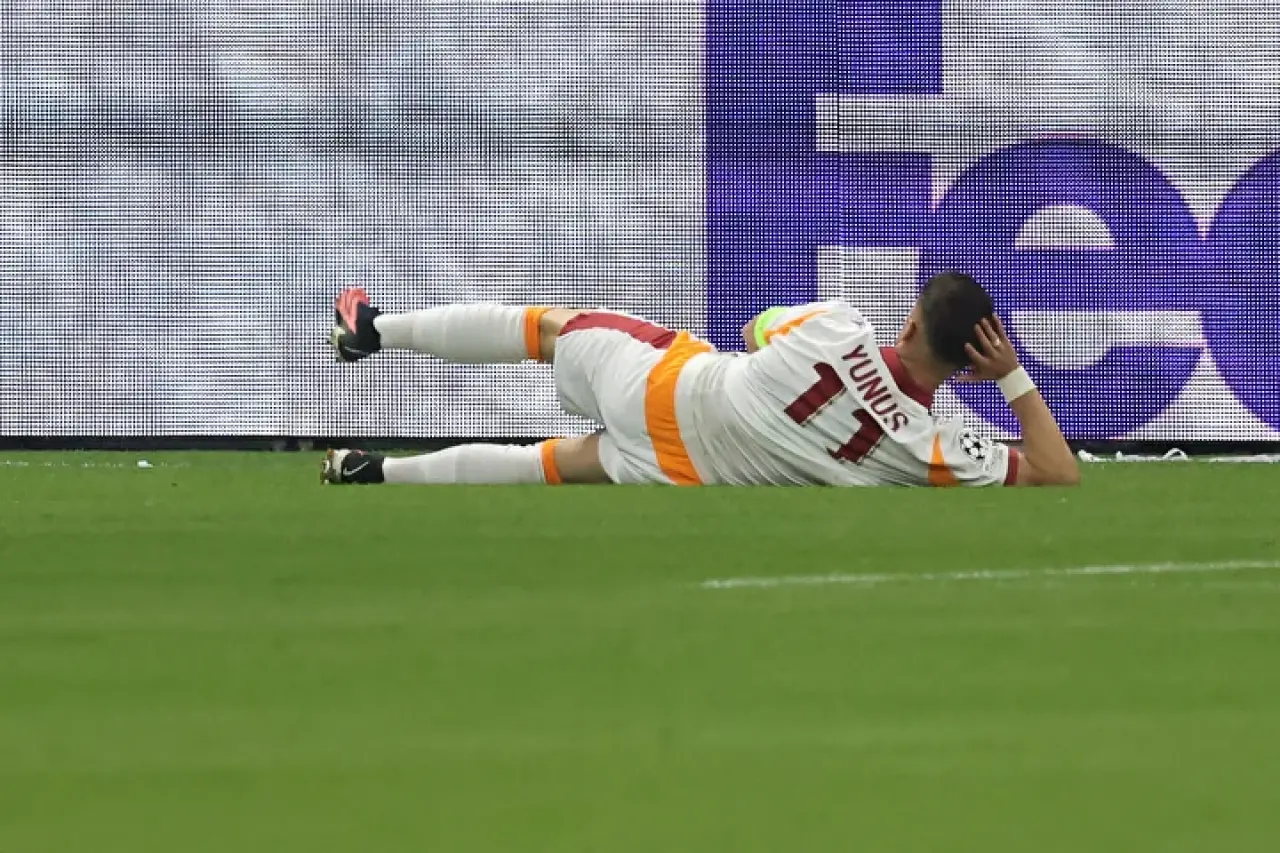 Yunus Akgün attığı golün sevincinde Kerem Aktürkoğlu'na göndermesini yaptı 2