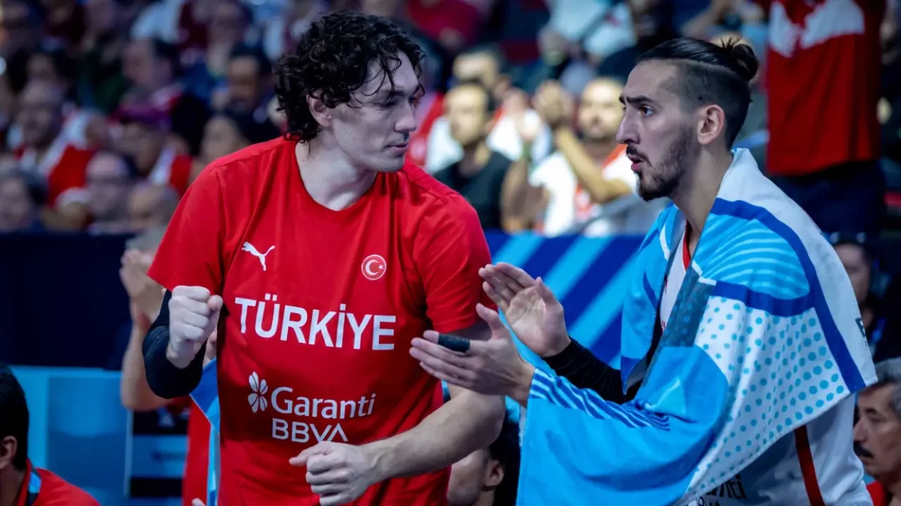 Cedi Osman: 'Neler çektiğimizi biz biliyoruz' 4