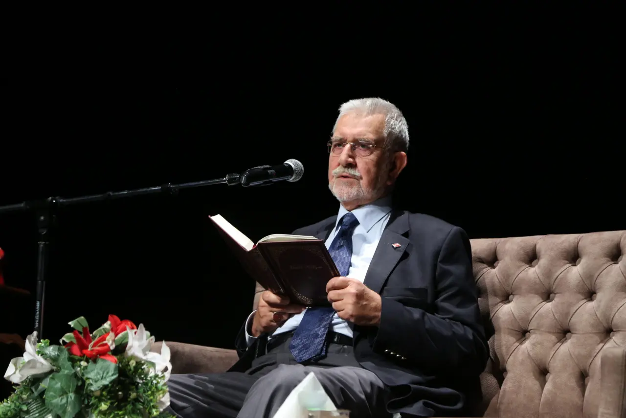 Mutasavvıf, musikişinas, yazar:Ömer Tuğrul İnançer 5